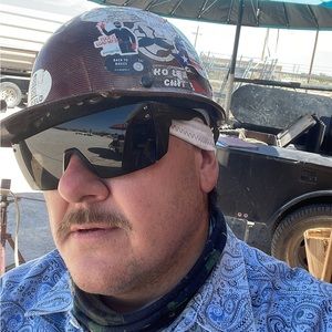 Meet your Posher, Luis